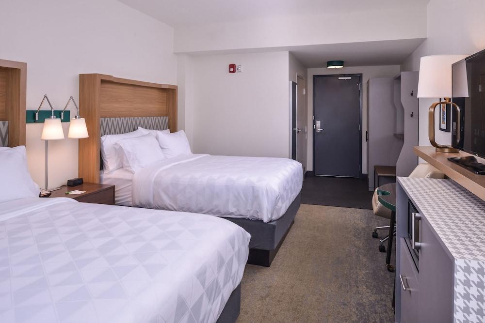 Holiday Inn Detroit Northwest - Livonia By Ihg Екстериор снимка