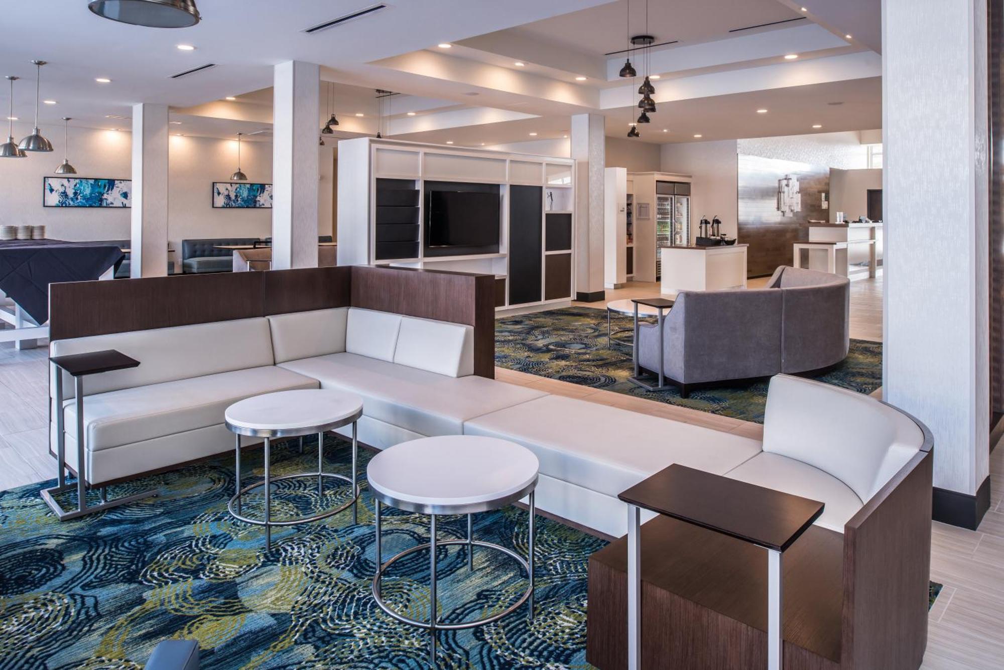 Holiday Inn Detroit Northwest - Livonia By Ihg Екстериор снимка