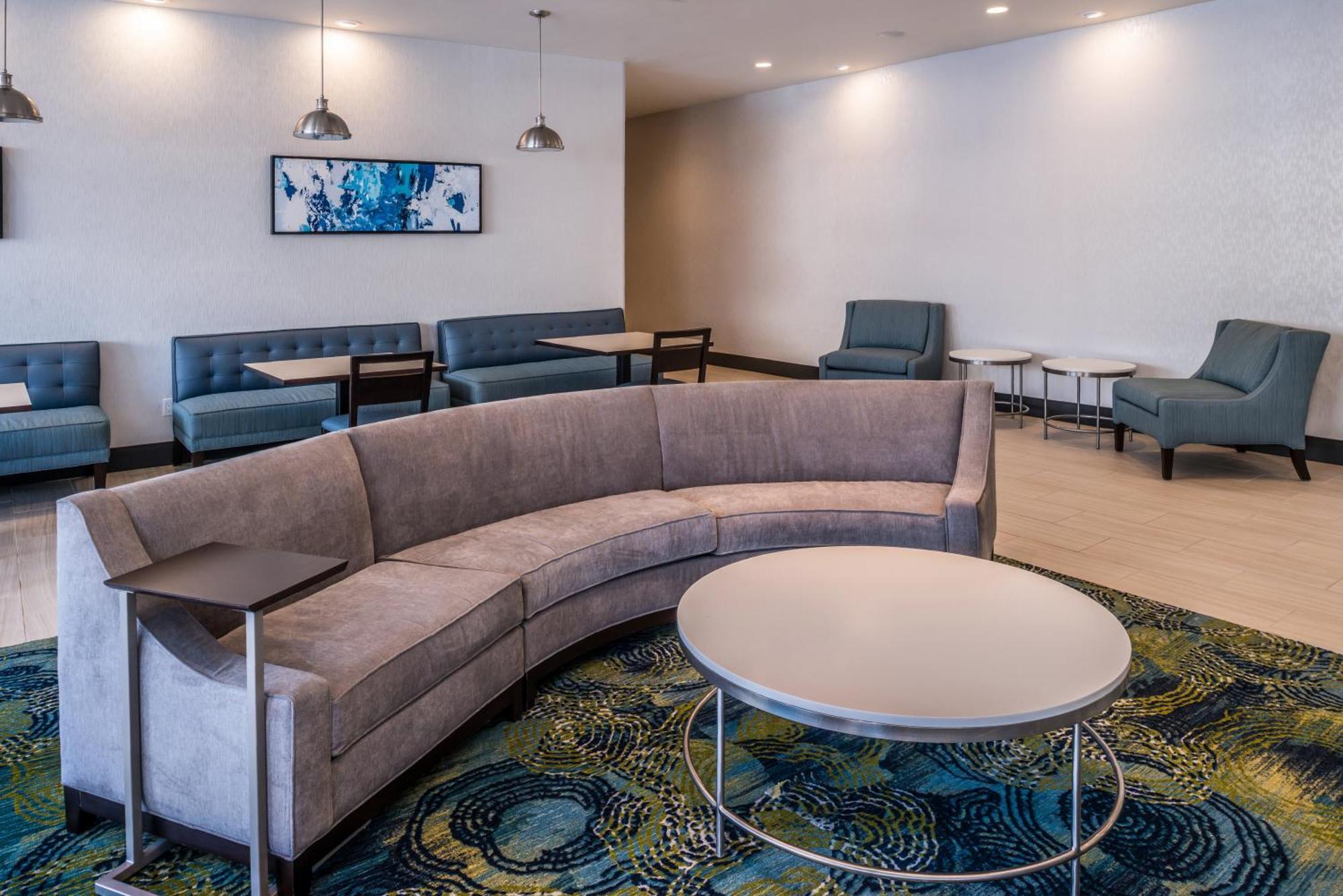 Holiday Inn Detroit Northwest - Livonia By Ihg Екстериор снимка