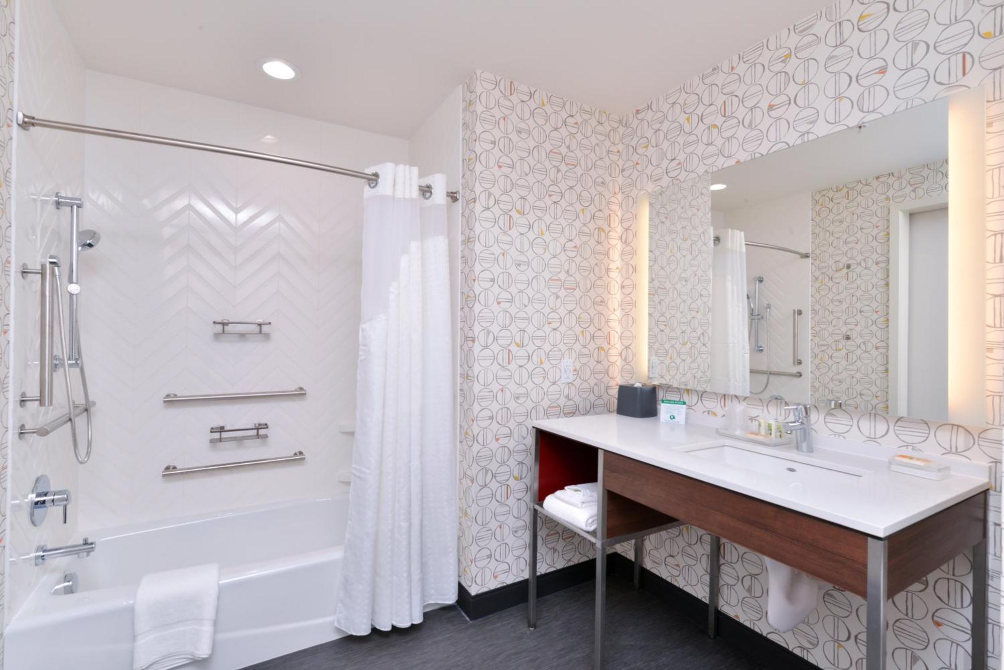 Holiday Inn Detroit Northwest - Livonia By Ihg Екстериор снимка