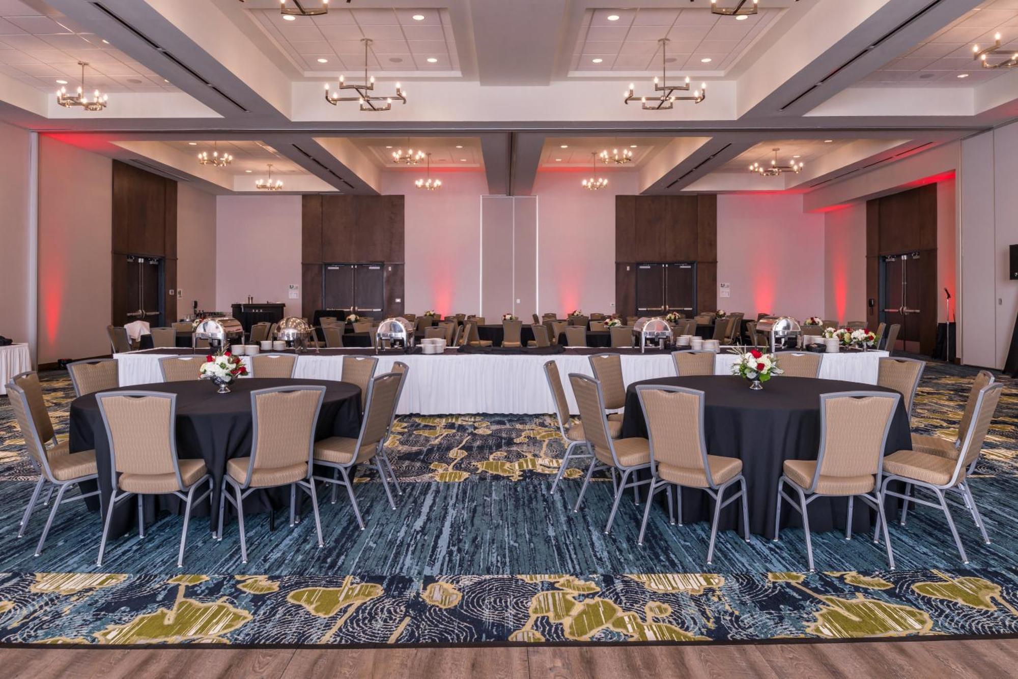 Holiday Inn Detroit Northwest - Livonia By Ihg Екстериор снимка