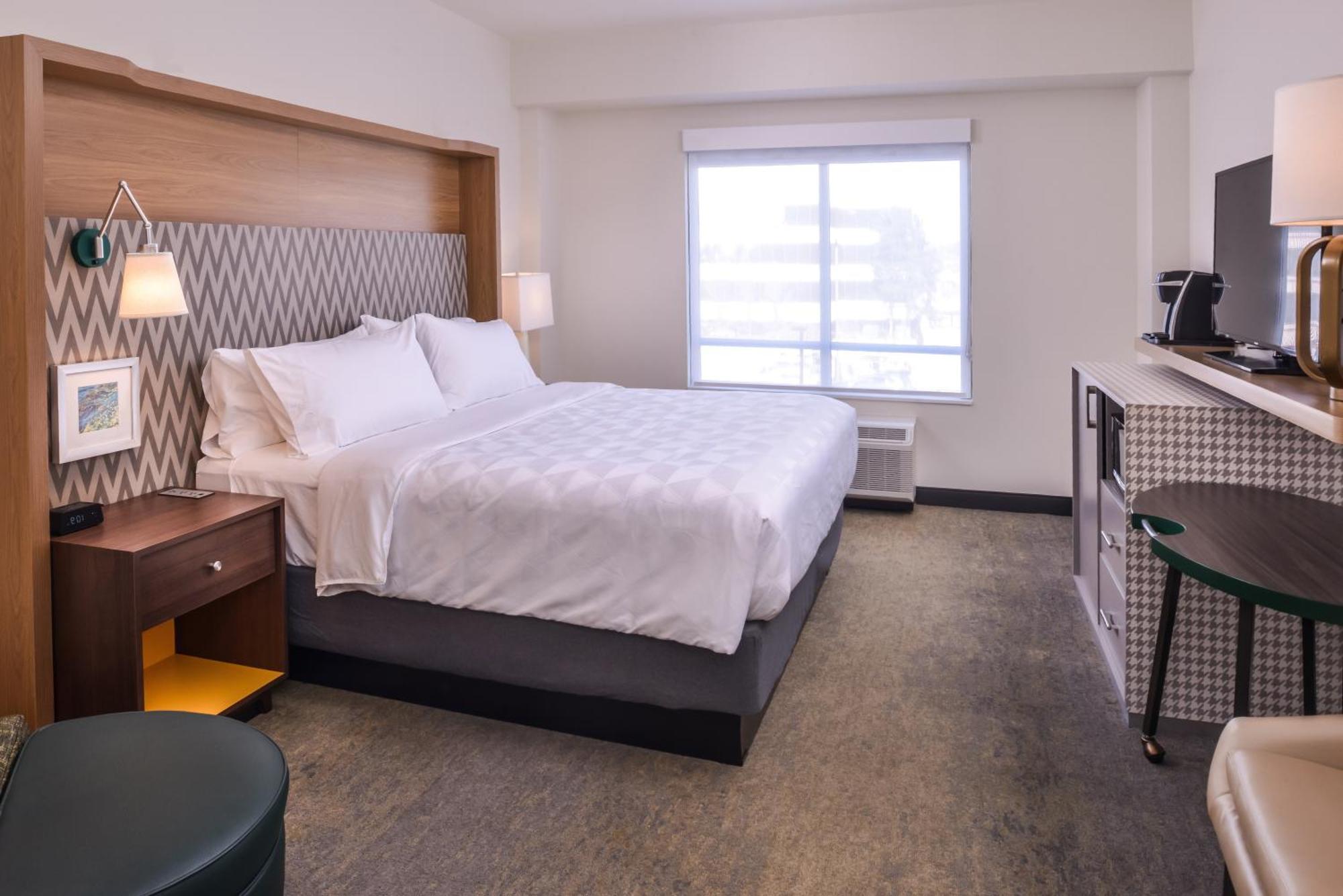 Holiday Inn Detroit Northwest - Livonia By Ihg Екстериор снимка