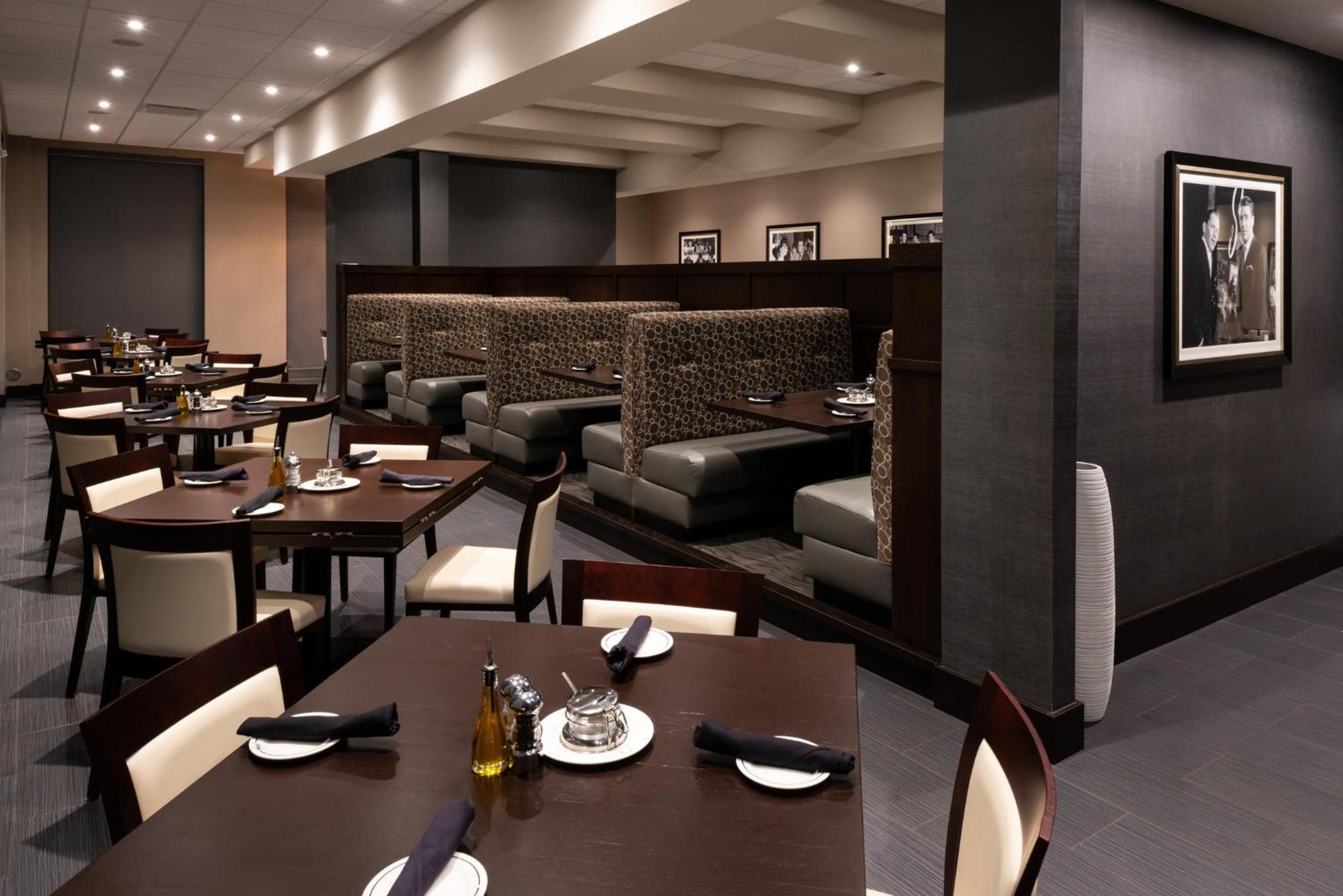 Holiday Inn Detroit Northwest - Livonia By Ihg Екстериор снимка