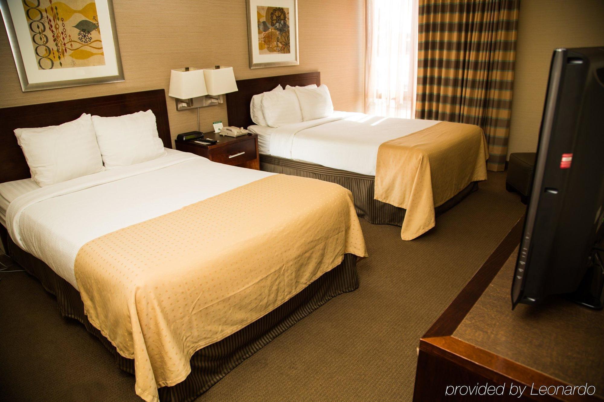 Holiday Inn Detroit Northwest - Livonia By Ihg Екстериор снимка