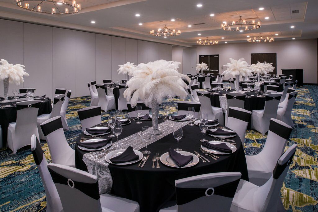 Holiday Inn Detroit Northwest - Livonia By Ihg Екстериор снимка